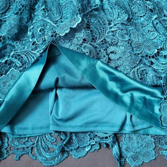 Adrianna Papell Green Lace Cocktail Dress - Picture 6 of 10